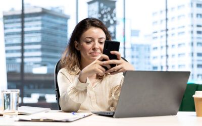 Private Netznutzung, Social-Media-Falle, Deepfakes: Wo Freizeit endet und Arbeitsrecht greift